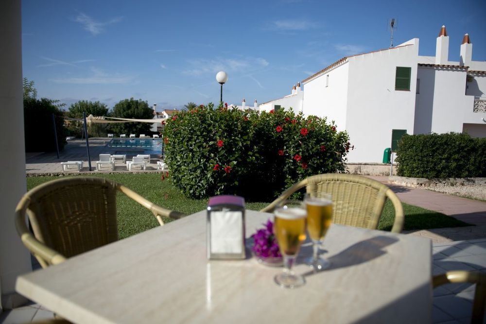 Apartamentos Sa Caleta Kültér fotó