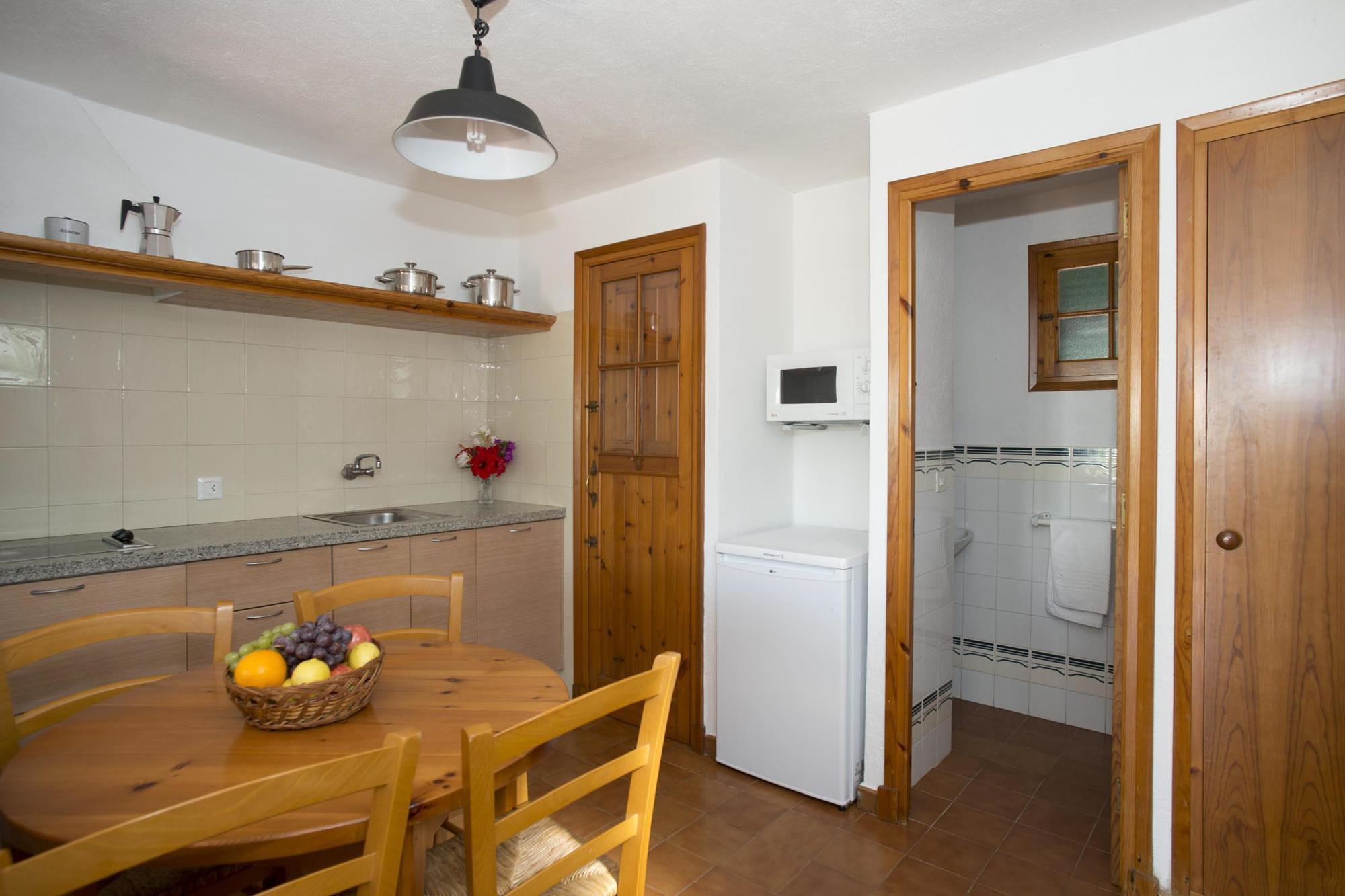 Apartamentos Sa Caleta Kültér fotó