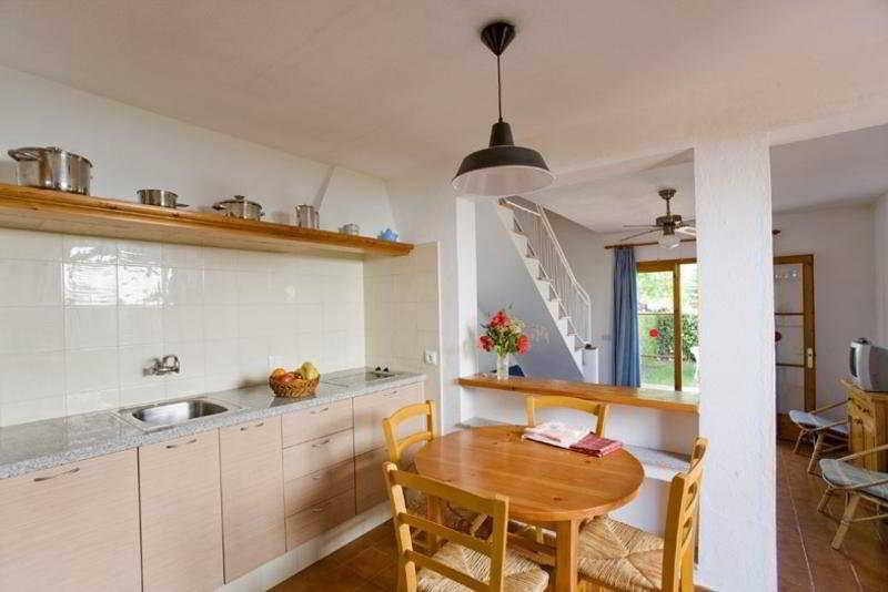 Apartamentos Sa Caleta Kültér fotó