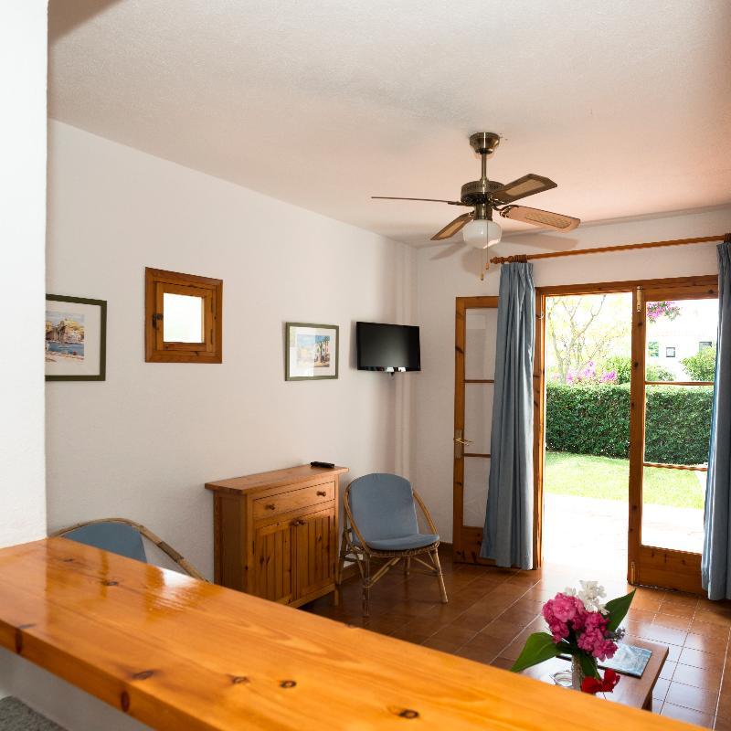 Apartamentos Sa Caleta Kültér fotó
