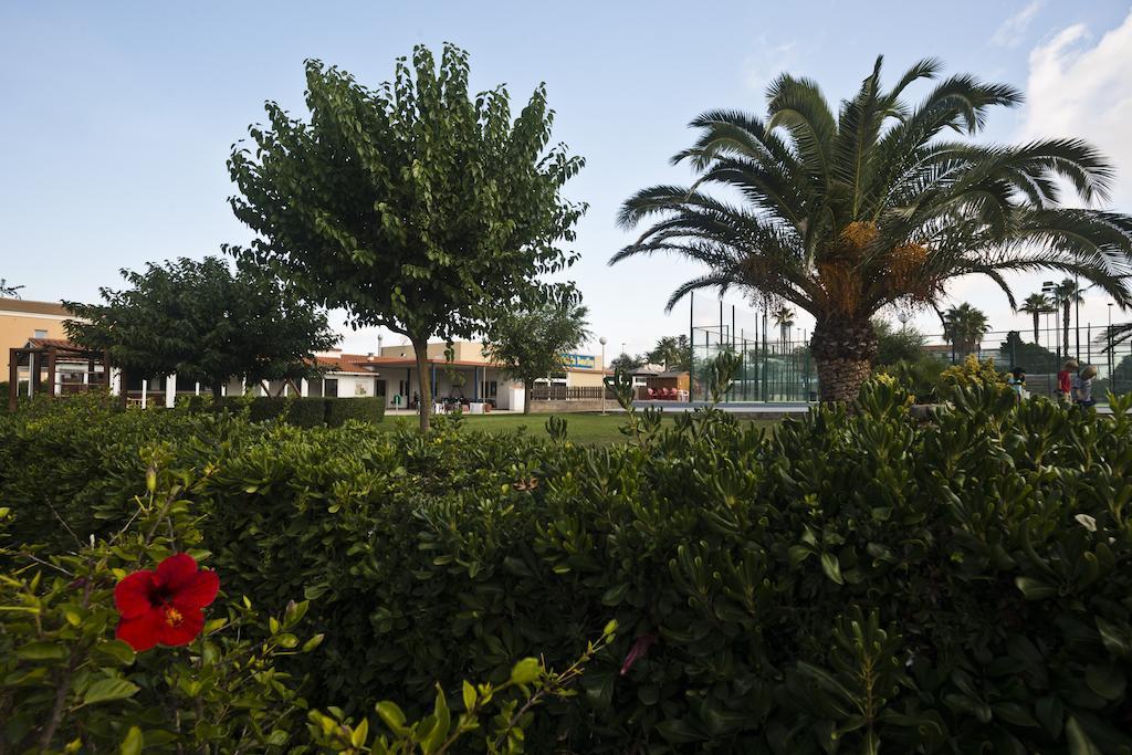 Apartamentos Sa Caleta Kültér fotó